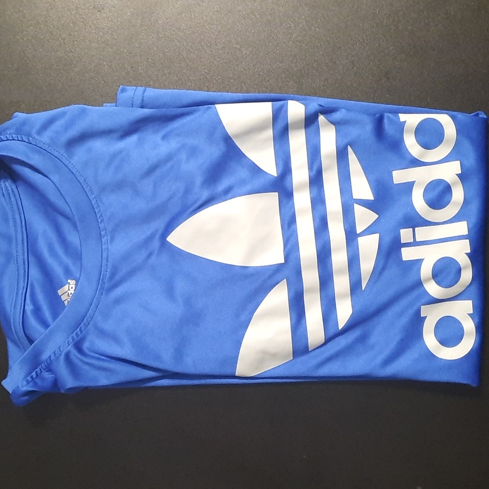 Adidas T Shirt